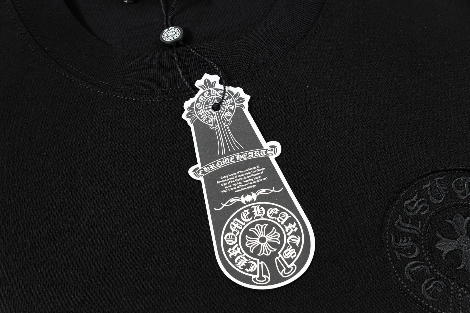 🅿️200 [CH Crow Heart] 2025FW short-sleeved T-shirt, patch embroidery, high-end 26s double yarn 300g fabric, heavy fabric, custom stretcher rib, same cylinder and dye, complete three standards, same style for men and women, color: black, white, size: S M L XL 2XL